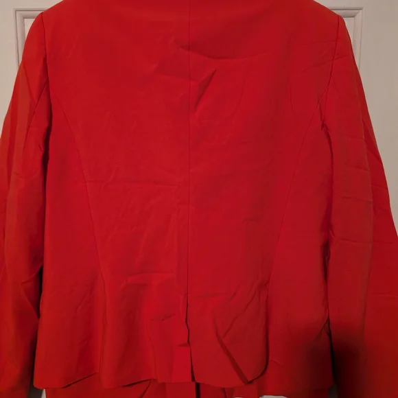 Calvin Klein Women's Salmon Color Suit Size 16 - Picture 3 of 4